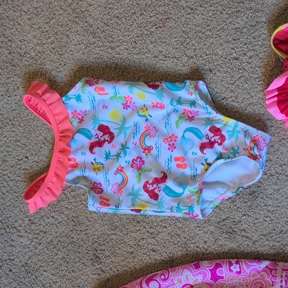 Girls Mixed Brand Swimsuit Bundles Size 2/3T Three One Piece Swimsuits Vacation - Picture 5 of 10